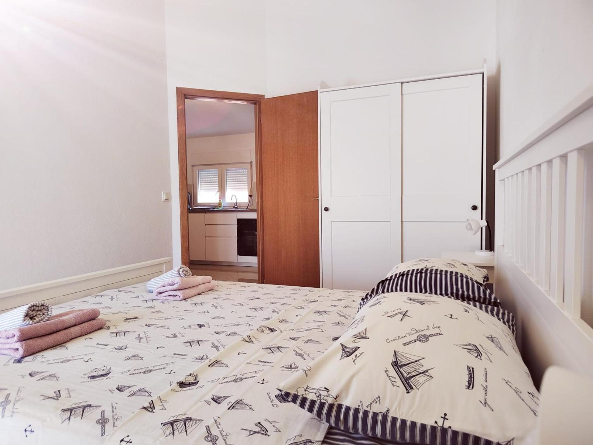 T&T Sea View Apartments Trogir Luaran gambar