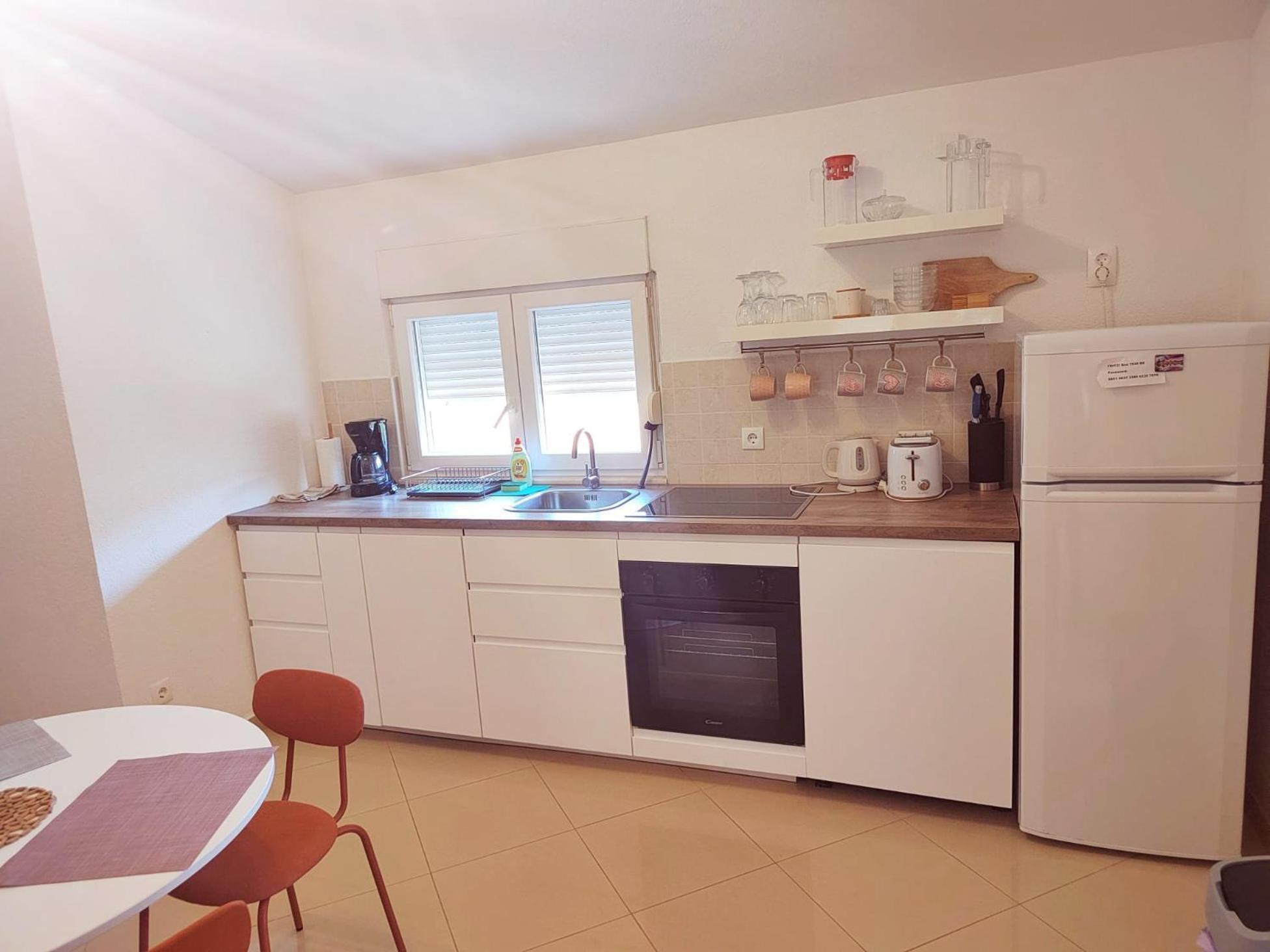 T&T Sea View Apartments Trogir Luaran gambar